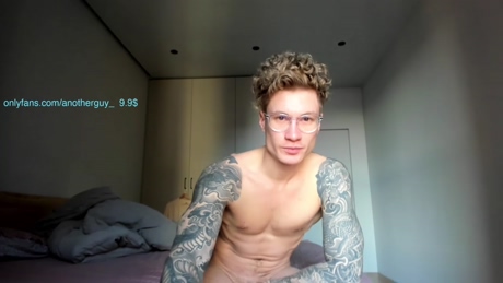 anotherguyonyourscreen  10-03-2022